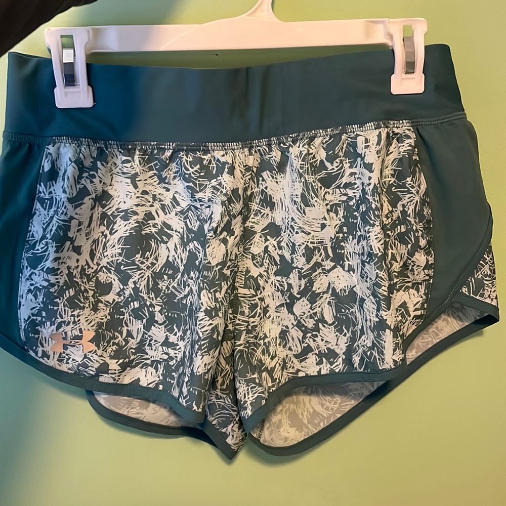 Under Armour heat gear shorts